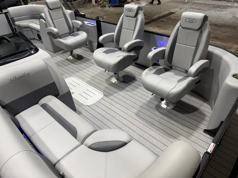 Slide: The Image of Bentley Pontoons Legacy 250HP 223 Navigator DL Quad Lounge Tritoon 2026 - 32