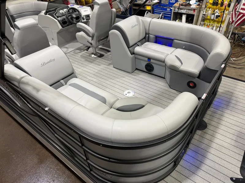 Slide: The Image of Bentley Pontoons Legacy 250HP 223 Navigator DL Quad Lounge Tritoon 2026 - 4