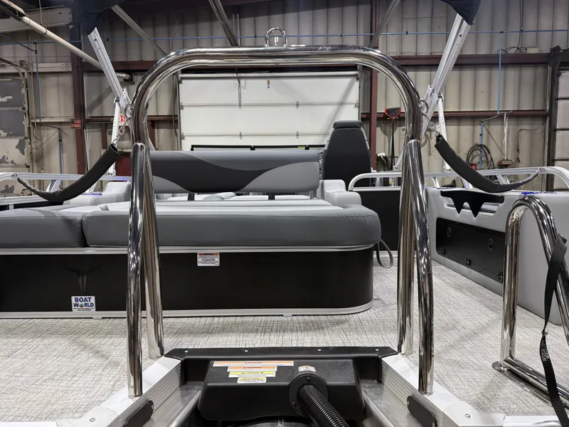 Slide: The Image of Tahoe LTZ 2385 Swingback (VRB) Windshield Tritoon & Honda 4-Stroke EFI 2026 - 49