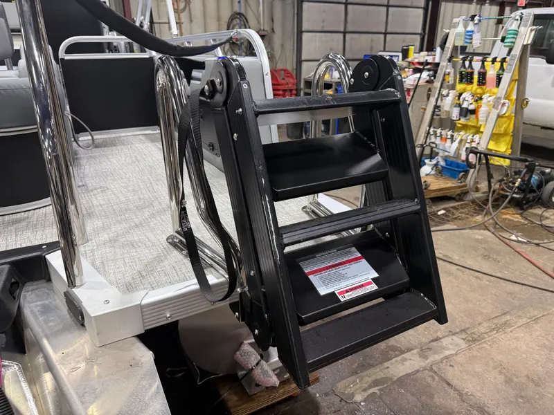 Slide: The Image of Tahoe LTZ 2385 Swingback (VRB) Windshield Tritoon & Honda 4-Stroke EFI 2026 - 50