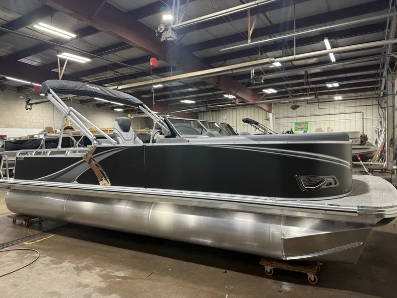 Slide: The Image of Tahoe LTZ 2385 Swingback (VRB) Windshield Tritoon & Honda 4-Stroke EFI 2026 - 53