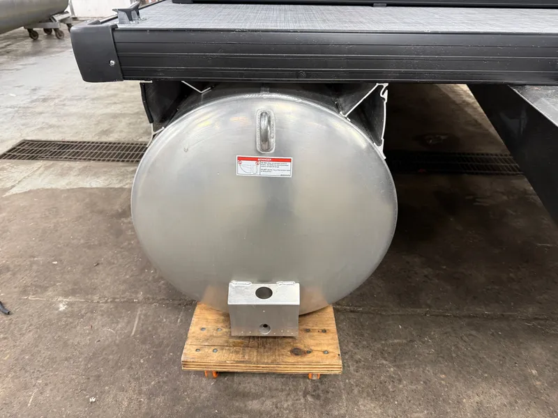 Slide: The Image of Princecraft Vectra 23 RL 2026 - 35