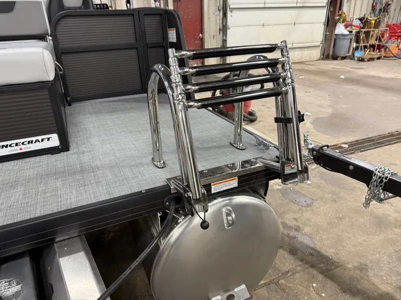 Slide: The Image of Princecraft Vectra 23 RL 2026 - 37