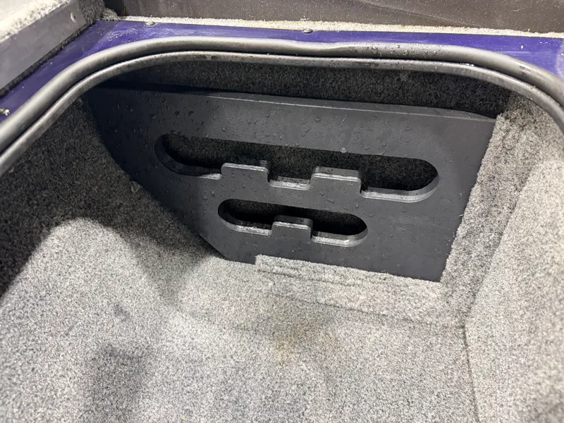 Slide: The Image of Tracker 175 Pro Team TF 2022 - 12