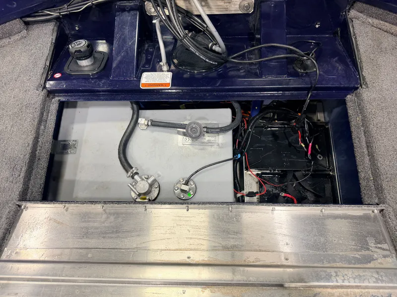 Slide: The Image of Tracker 175 Pro Team TF 2022 - 33