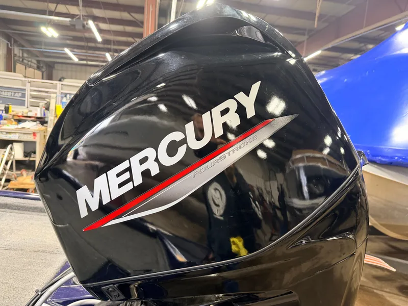 Slide: The Image of Tracker 175 Pro Team TF 2022 - 47