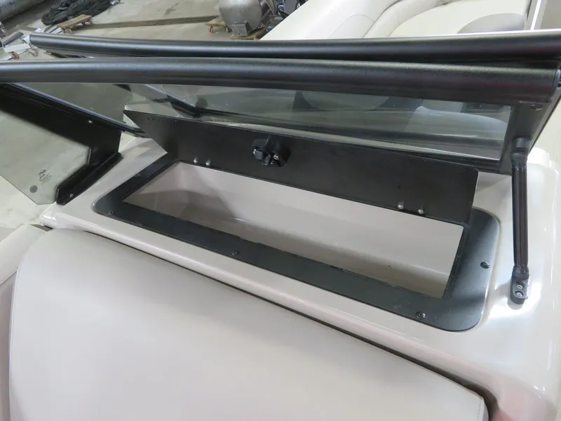 Slide: The Image of Tahoe LTZ 2385 Elite Windshield Tritoon & Suzuki 200HP 4-Stroke EFI 2024 - 30
