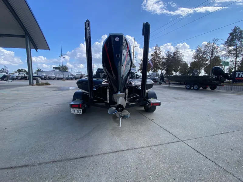 Slide: The Image of Blazer 625 Pro Elite 2023 - 11