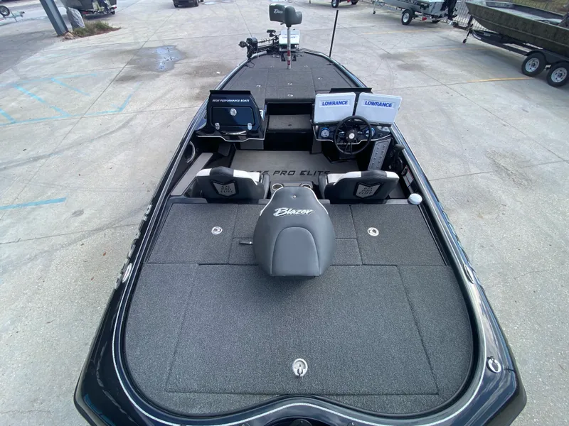 Slide: The Image of Blazer 625 Pro Elite 2023 - 12