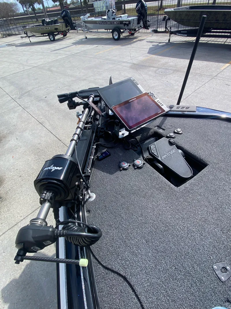 Slide: The Image of Blazer 625 Pro Elite 2023 - 23