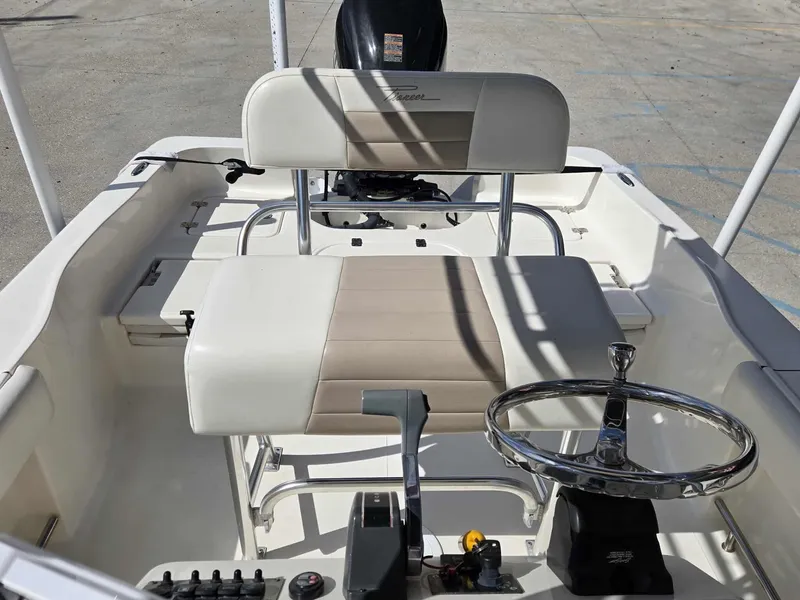 Slide: The Image of Pioneer 220 Bay Sport 2010 - 14
