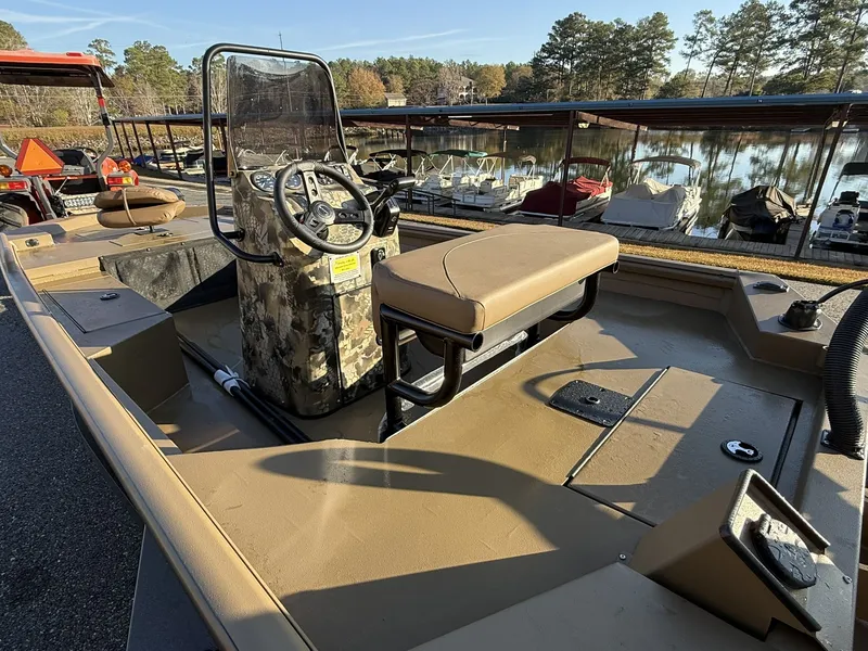 Slide: The Image of Excel Stalker Center Console 1860 2026 - 4