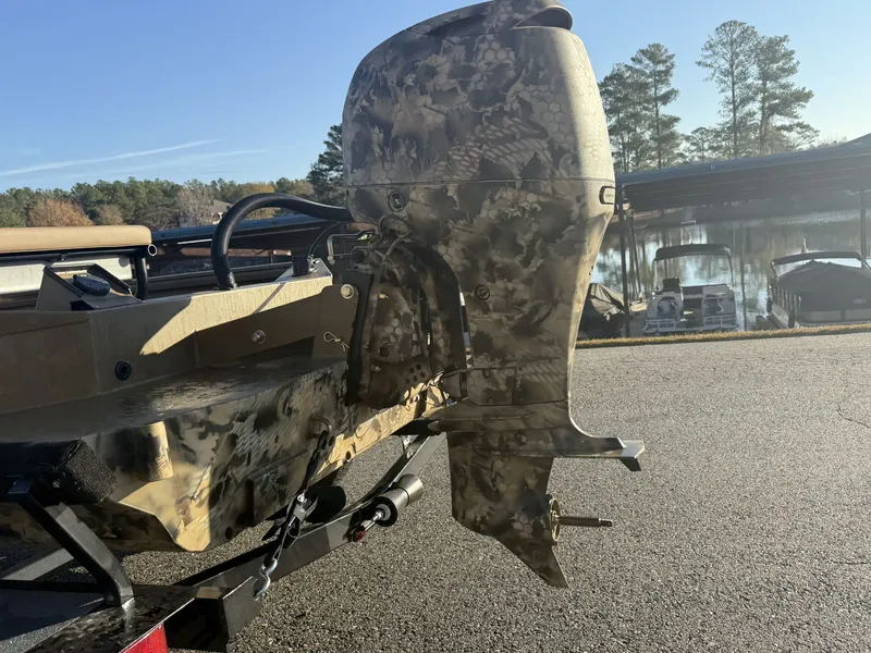 Slide: The Image of Excel Stalker Center Console 1860 2026 - 8