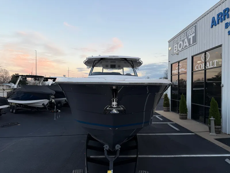 Slide: The Image of Regal 38SAV SURF 2026 - 3