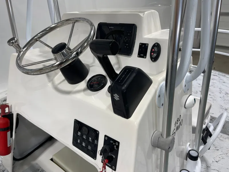 Slide: The Image of Shallow Master 18 SPORT 2022 - 14