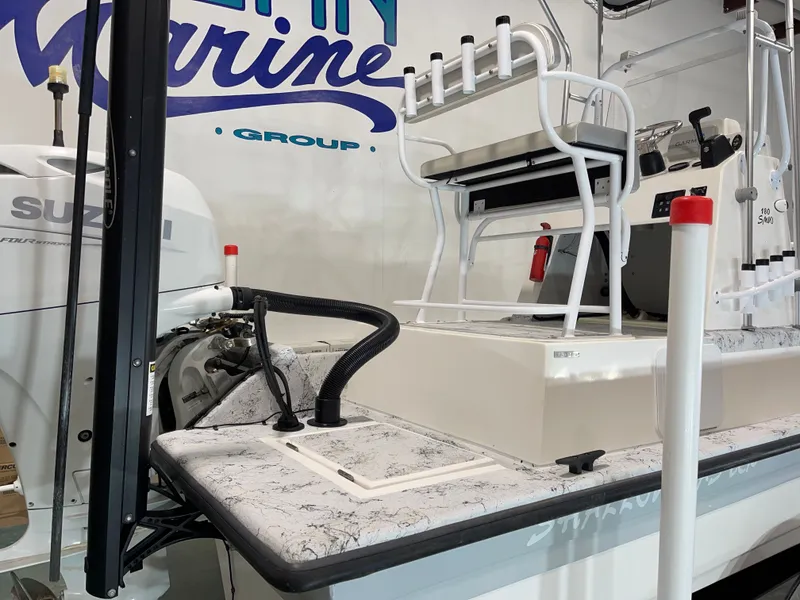 Slide: The Image of Shallow Master 18 SPORT 2022 - 9