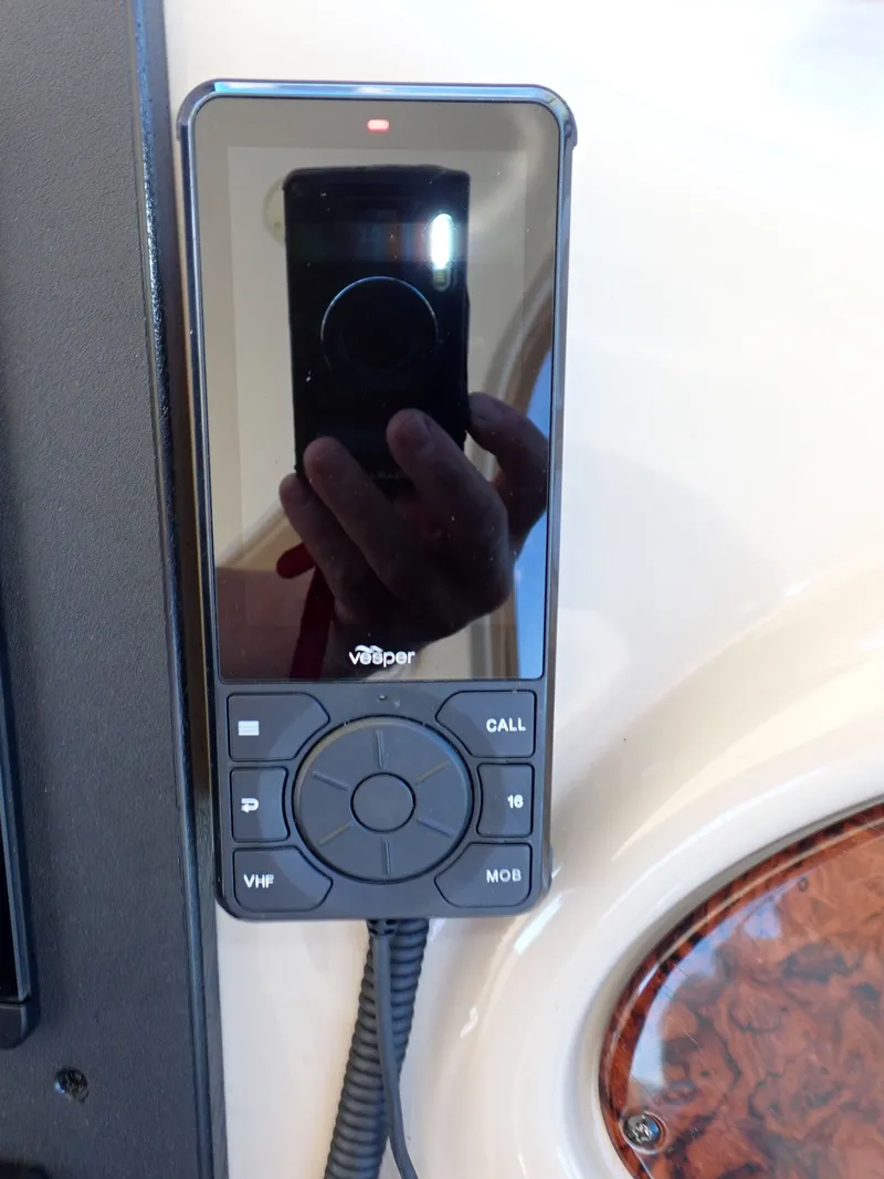 Slide: The Image of Sea Ray Sundancer 460 2003 - 25