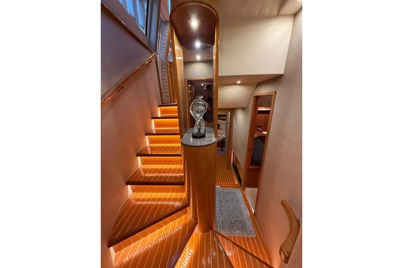 Slide: The Image of Control panel of a 2000 Northern Pacific Motor Yacht with navigation equipment. - 31