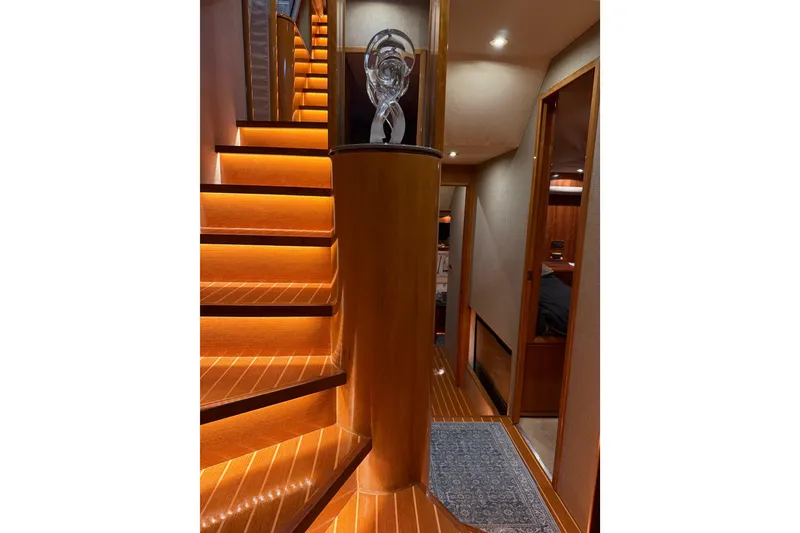 Slide: The Image of Luxurious cabin interior of 2000 Northern Pacific Motor Yacht with TV and porthole. - 51