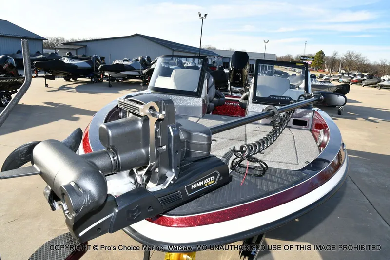 Slide: The Image of Ranger 621FS Pro w/400HP Mercury Verado V-10 2026 - 28