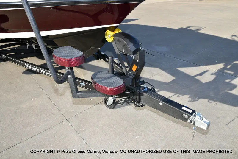 Slide: The Image of Ranger 621FS Pro w/400HP Mercury Verado V-10 2026 - 30