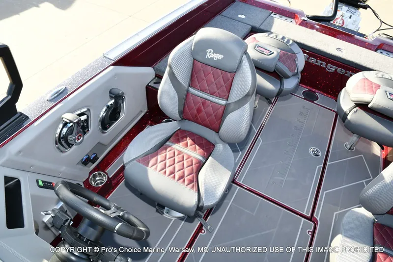 Slide: The Image of Ranger 621FS Pro w/400HP Mercury Verado V-10 2026 - 60