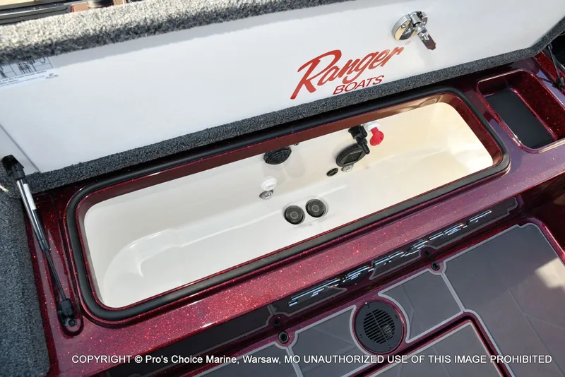 Slide: The Image of Ranger 621FS Pro w/400HP Mercury Verado V-10 2026 - 71