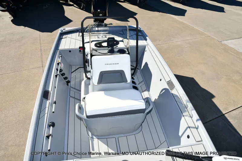 Slide: The Image of Tracker CLASSIC CC 2026 - 13