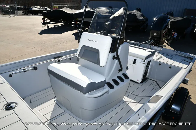 Slide: The Image of Tracker CLASSIC CC 2026 - 36