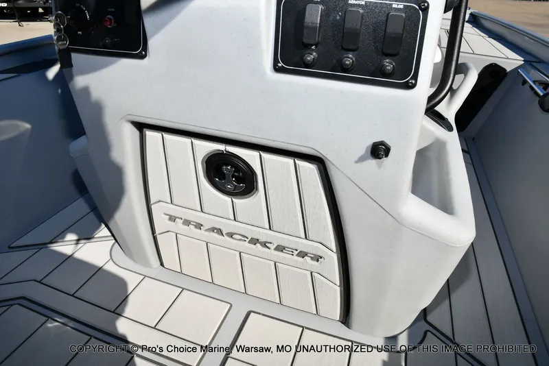 Slide: The Image of Tracker CLASSIC CC 2026 - 44