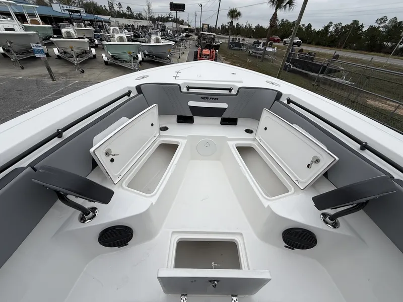 Slide: The Image of Sea Pro 292 SEAKEEPER RIDE AND YAMAHA 300S 2026 - 2