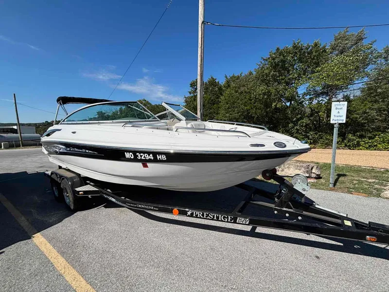 The Image of Crownline Boats 220 LS 2007 - 1