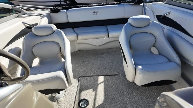 Slide: The Image of Crownline Boats 220 LS 2007 - 14