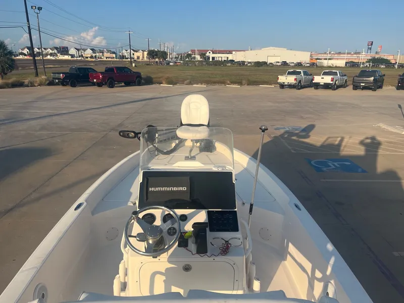 Slide: The Image of Skeeter SX2250 2021 - 27