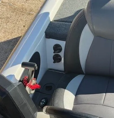 Slide: The Image of Skeeter TZX195 2014 - 26