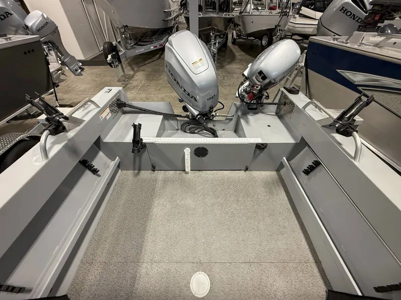 Slide: The Image of Hewescraft 180 Sportsman 2020 - 9