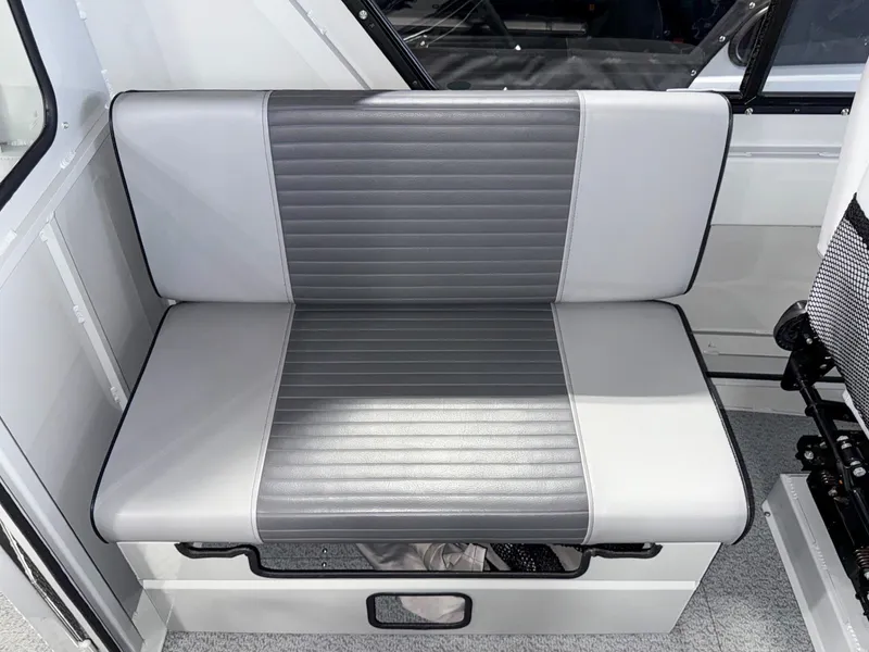 Slide: The Image of Hewescraft 240 Alaskan 2016 - 11