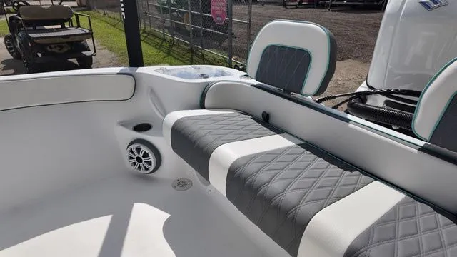 Slide: The Image of ALK 2 Powerboats 23CRX 2026 - 23