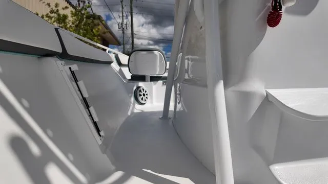 Slide: The Image of ALK 2 Powerboats 23CRX 2026 - 25