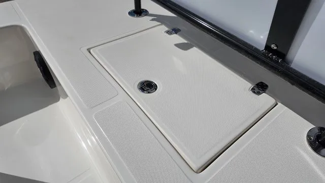 Slide: The Image of Spyder FX17 Flicker 2026 - 15