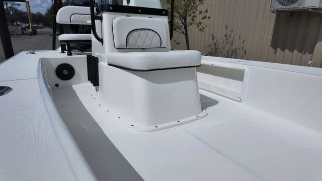 Slide: The Image of Spyder FX17 Flicker 2026 - 27