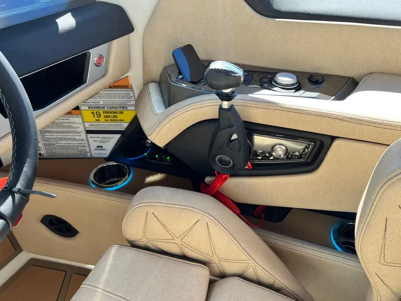 Slide: The Image of Nautique Super Air Nautique G25 Paragon 2026 - 34