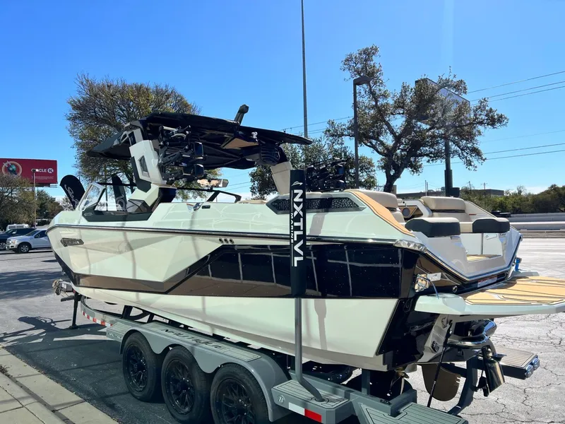 Slide: The Image of Nautique Super Air Nautique G25 Paragon 2026 - 9