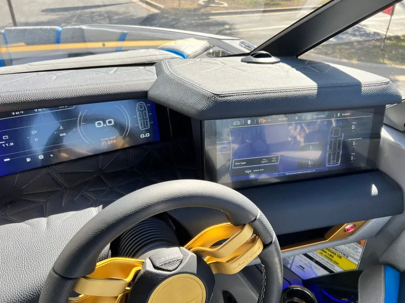 Slide: The Image of Nautique Super Air Nautique G25 Paragon 2026 - 38