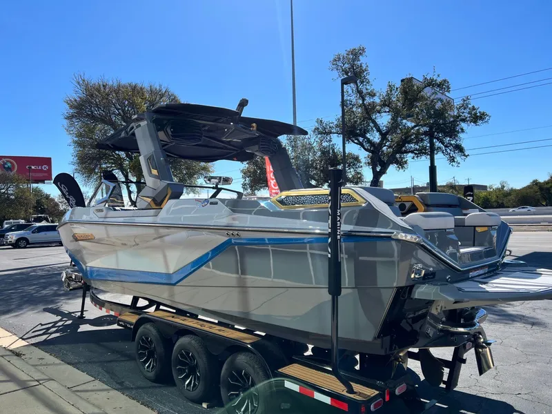 Slide: The Image of Nautique Super Air Nautique G25 Paragon 2026 - 9