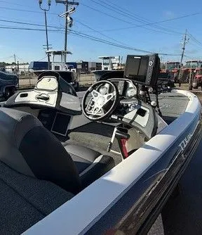 Slide: The Image of Skeeter TZX195 2014 - 9