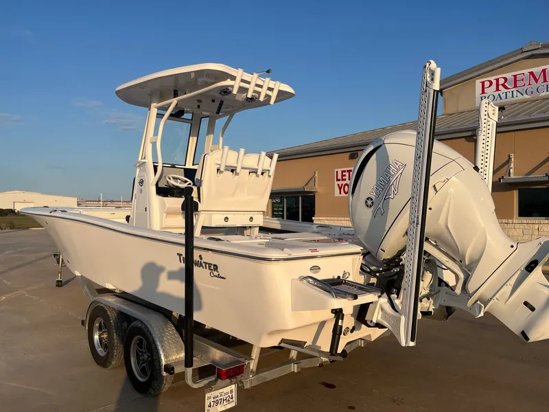 Slide: The Image of Tidewater 2500 Carolina Bay 2023 - 10