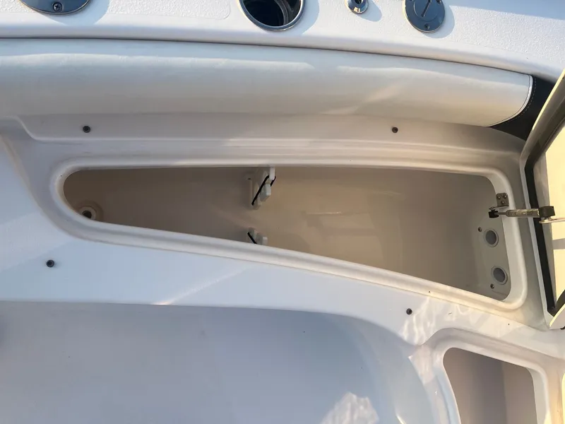 Slide: The Image of Tidewater 2500 Carolina Bay 2023 - 13