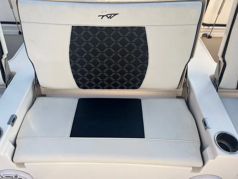 Slide: The Image of Tidewater 2500 Carolina Bay 2023 - 25