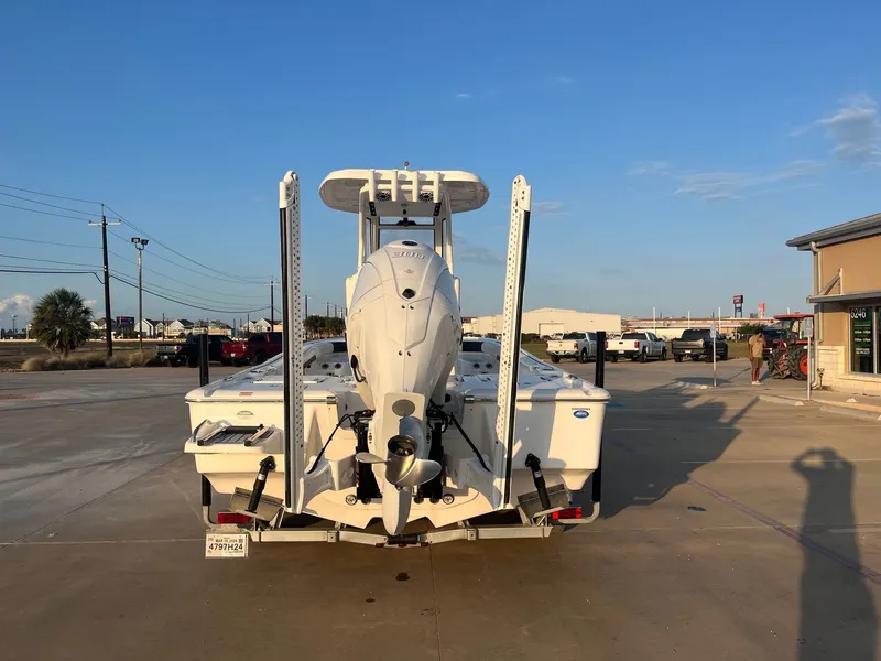 Slide: The Image of Tidewater 2500 Carolina Bay 2023 - 9